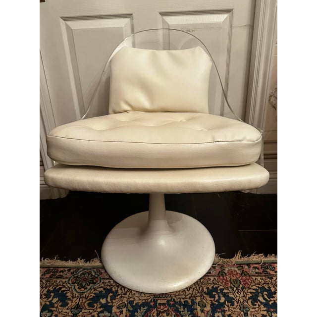 1970s Lucite Space Age Swivel Chair After Laverne For Sale - Image 5 of 12
