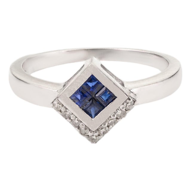 Modernist 0.3 CTW Blue Sapphire & Diamond Princess Shape Tiny Ring in 925 Silver - Size 7 For Sale
