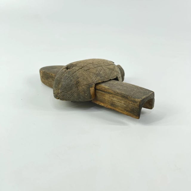 Early 20th Century Dogon Door Lock Mali MATTER COLLECTION For Sale In Denver - Image 6 of 7