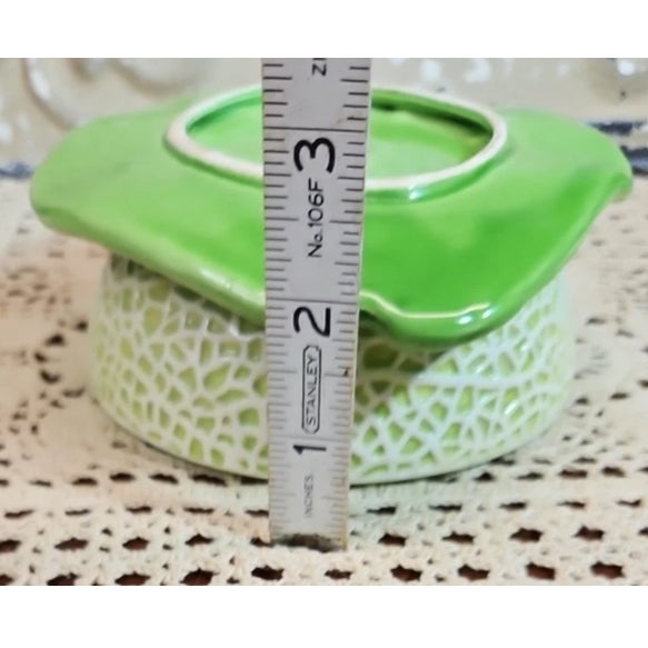 Vintage Four Cantaloupe Japanese Fruit Bowls With Leaf Base-Set of 5 For Sale - Image 4 of 7