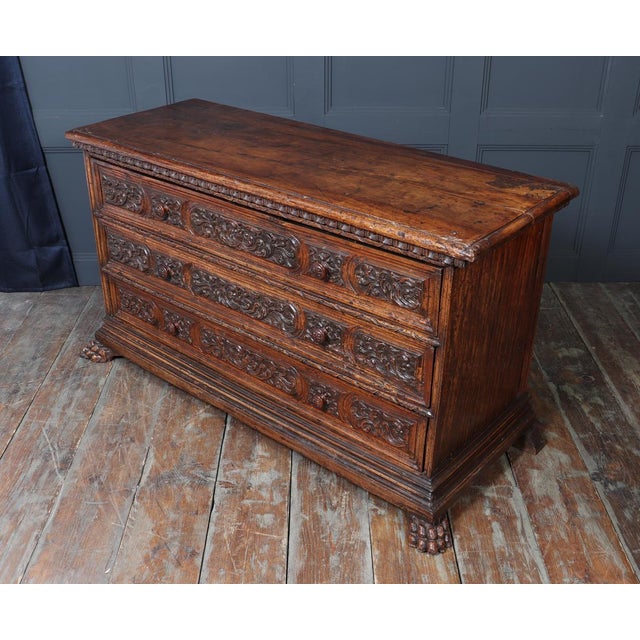 Early 17th Century Italian Walnut Cassettone, 1640s For Sale - Image 9 of 16
