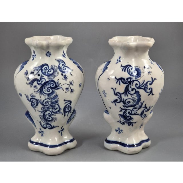 Antique French Blue and White Faience Vases from Desvres, Fourmaintraux-Courquin, 1880s, Set of 2 For Sale - Image 3 of 10