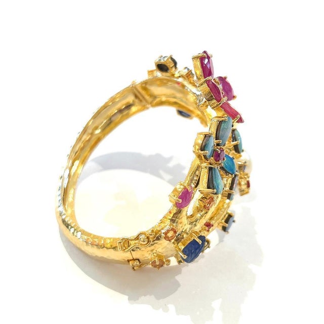 Baroque Bochic "Capri" Natural Ruby, Sapphire & Blue Opal Bangle Set In 18k Gold&Silver For Sale - Image 3 of 18