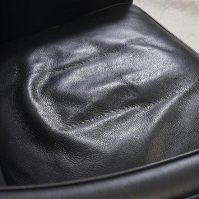 Model 2204 Wingchair in Black Leather by Børge Mogensen, 1990s For Sale - Image 11 of 18