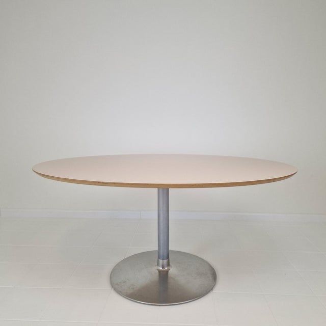2000 - 2009 Oval Dining Table by Pierre Paulin for Artifort, 2000s For Sale - Image 5 of 17