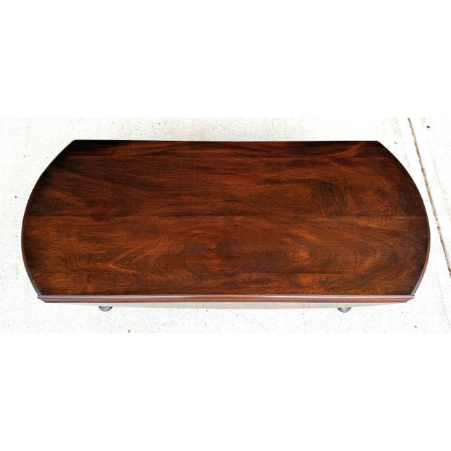 Brown 1970s Henkel Harris Solid Mahogany Drop-Side Coffee Table For Sale - Image 8 of 17