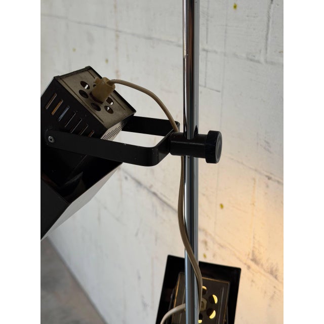 1950s Mid-Century Modern Metal Floor Lamp With Dual Square Shades For Sale In Los Angeles - Image 6 of 10