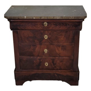 Small Chest of Drawers in Mahogany For Sale