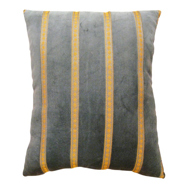 1950 Decorative Vintage Green Velvet Pillow with Art Deco Design For Sale