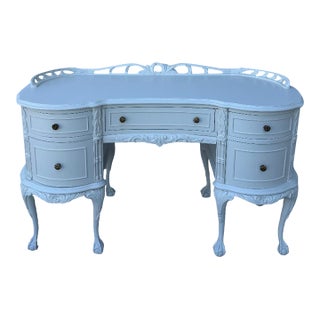 Vintage French Provincial Kidney Desk in Vintage Ivory Finish With Claw-and-Ball Feet For Sale