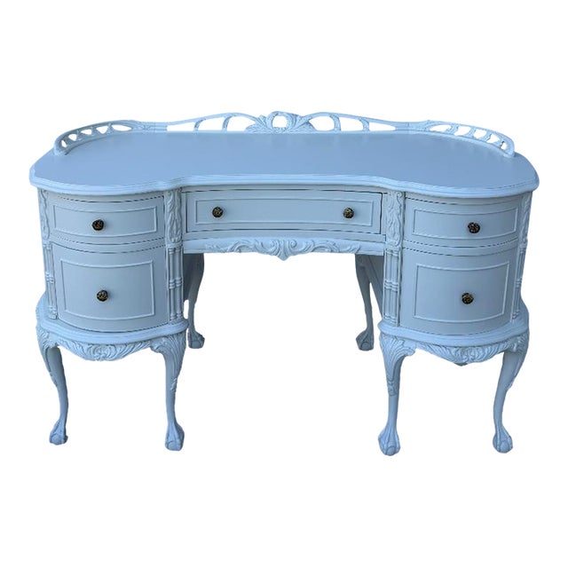 Vintage French Provincial Kidney Desk in Vintage Ivory Finish With Claw-and-Ball Feet For Sale