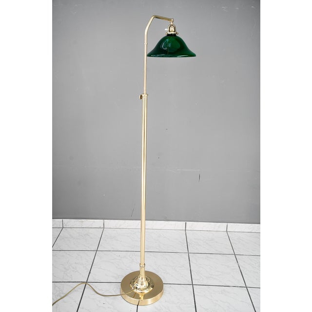 Hight adjustable from 141,5cm - up to 165,5cm Brass polished and stove enameled European Plug (up to 250V).The wiring of...