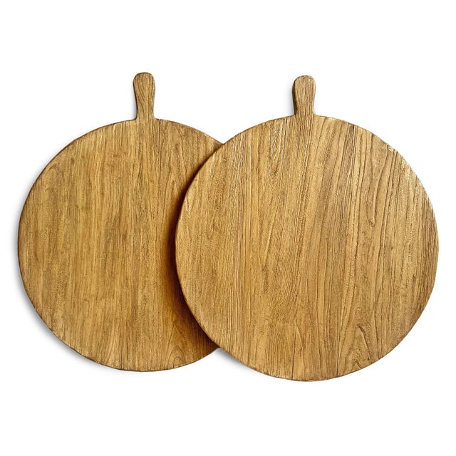 Contemporary Large Round Vintage Elm Charcuterie Board For Sale - Image 3 of 4