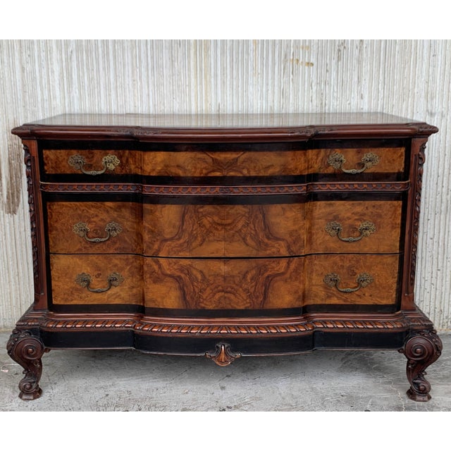 1900s Venetian Baroque Commode Chest of Drawers in Burl Walnut with Ebonized Det For Sale - Image 16 of 18