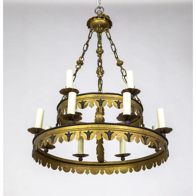 Metal Mid 20th Century Tudor Style 2-Tier Tole Ring Chandelier For Sale - Image 7 of 12