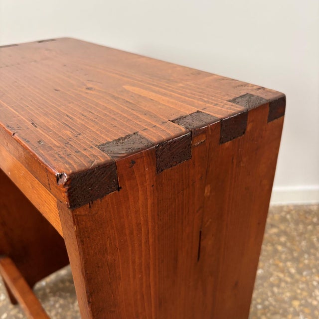 Brown Brutalist Chalet Bench or Factory Stool in Pine, France, 1950s For Sale - Image 8 of 9