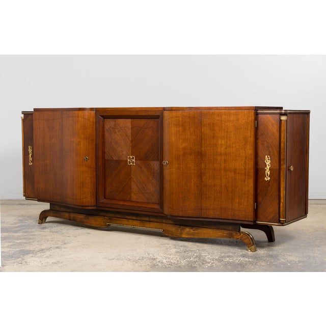 1930s French Parisian Art Deco Walnut Sideboard For Sale - Image 15 of 17