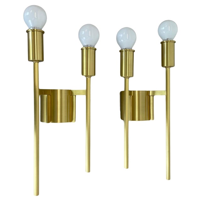 Italian Wall Lights in the manner of Stilnovo, 1950s, Set of 2 For Sale