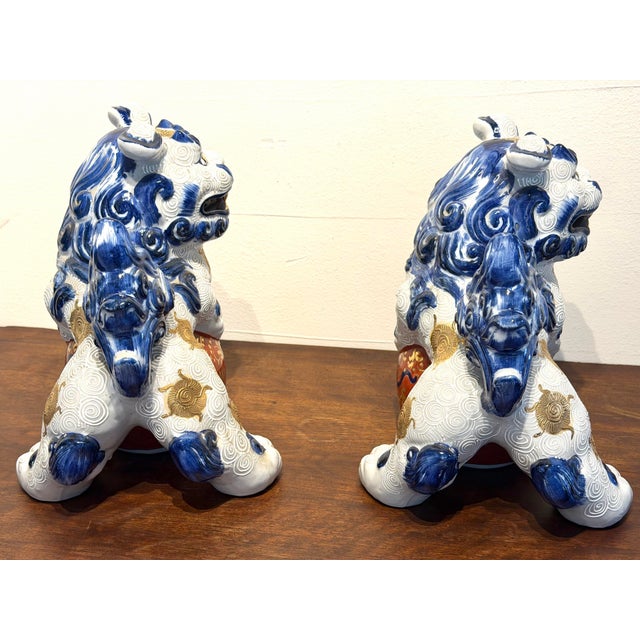 1970s Vintage Japanese Ceramic Foo Dog Guardian Lions – Pair For Sale - Image 5 of 12