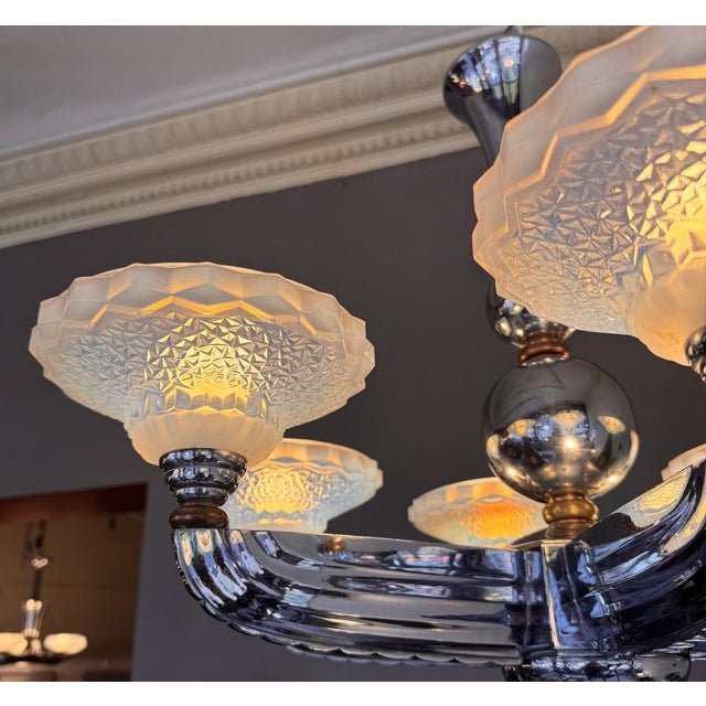 Art Deco Opalescent Glass and Nickel-Plated Bronze Chandelier by Jean Gauthier for Petitot & Ezan, France, 1935 For Sale - Image 16 of 18