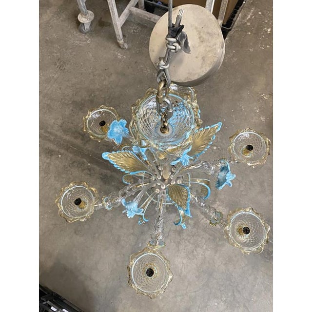 Venetian Transparent-Gold Chandelier with Leaves and Turquoise Flowers by Simoeng For Sale - Image 4 of 6
