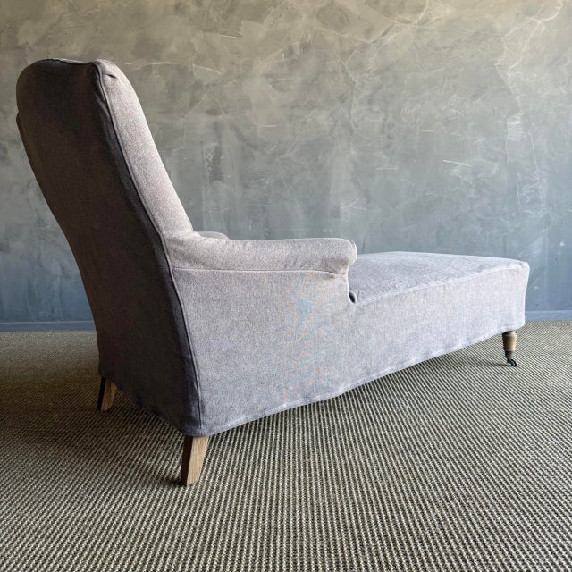 Not Yet Made - Made To Order Alma Chaise Lounge Slipcovered in Stone Washed Linen For Sale - Image 5 of 10