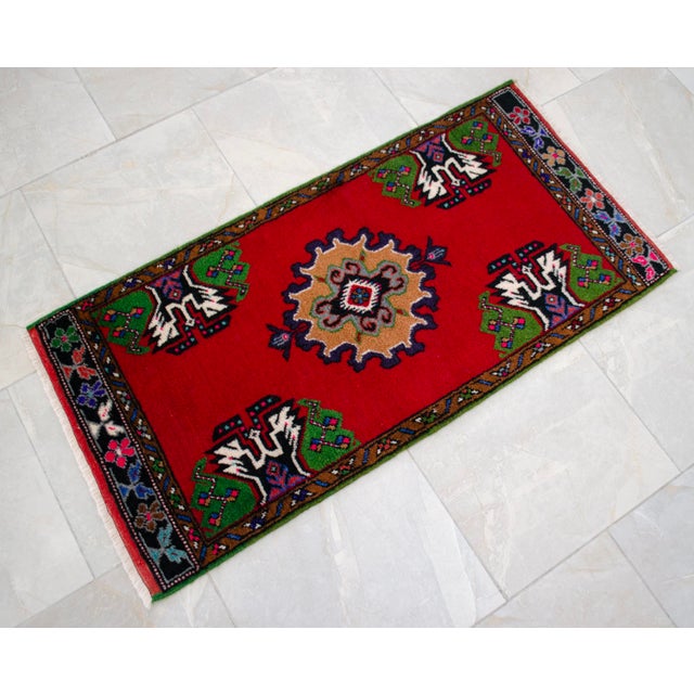 1970s Hand Made Turkish Rug Small Rug Kitchen Mat Organic Wool Entry Decor - 1'11" X 3'10" For Sale - Image 6 of 9