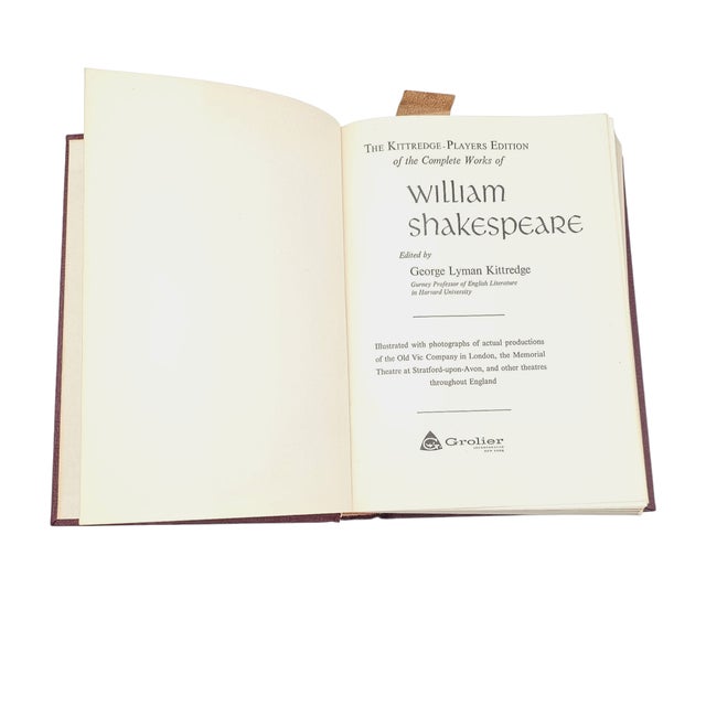 Textile 1958 Kittredge Edition – The Complete Works of Shakespeare by Grolier For Sale - Image 7 of 18