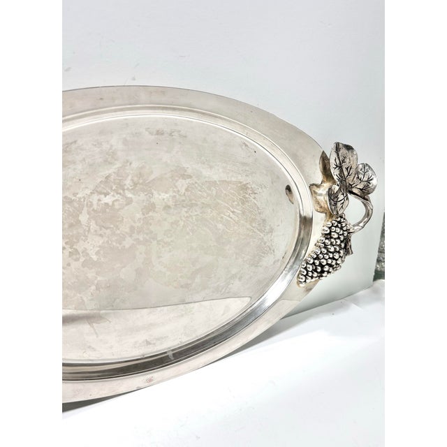 Vintage Godinger Silverplate Serving Tray With Grape Motif & Matching Servers – Entertaining Set For Sale In Louisville - Image 6 of 12