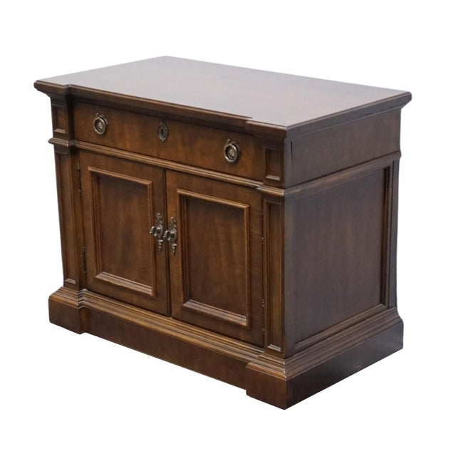 THOMASVILLE FURNITURE Grand Classic Collection Italian Provincial 30" Cabinet Nightstand 15711-820 24.25" High 30" Wide...