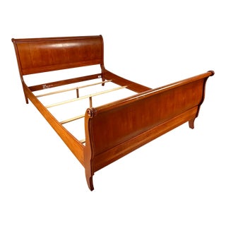 Ethan Allen Queen Medallion Sleigh Bed Cherry For Sale