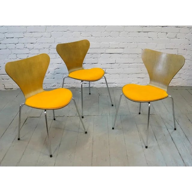Vintage Dining Chairs by Arne Jacobsen for Fritz Hansen, Set of 3 For Sale - Image 9 of 9