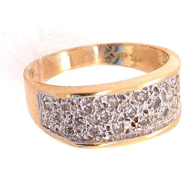 Modern 14 Karat Yellow Gold and Diamond Encrusted Fashion Ring 0.50 TDW, Size 7.5 For Sale - Image 3 of 10