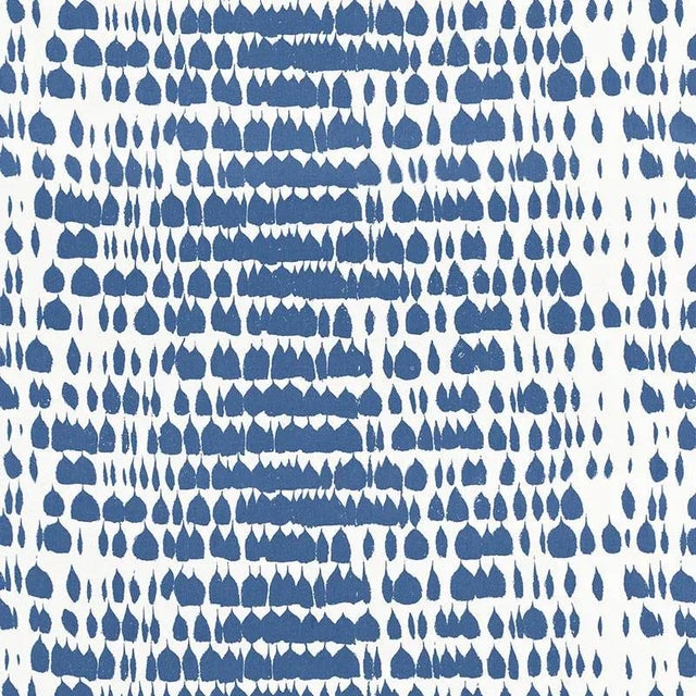 Modern Sample, Schumacher Queen of Spain Fabric in Water For Sale - Image 3 of 3