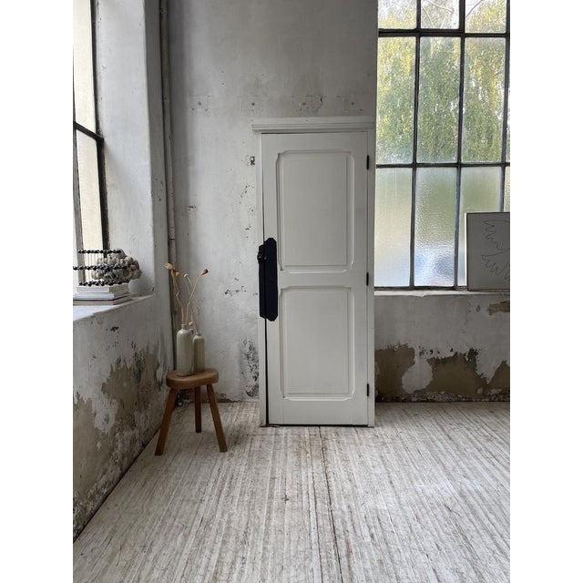 White Hosiery Wardrobe, 1950s For Sale - Image 6 of 18