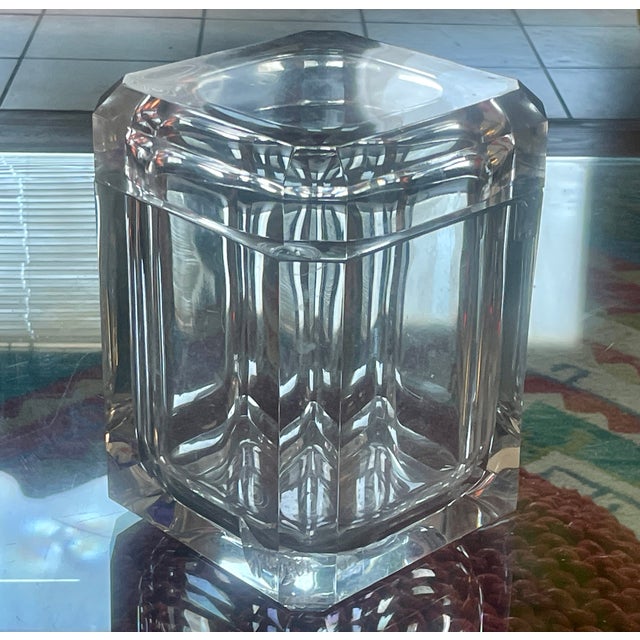 A quintessential icon of 1970s Italian glamour, this ice bucket by Alessandro Albrizzi is a masterclass in architectural...