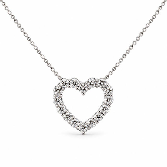 Early 21st Century 14k White Gold Lab-Grown Heart Diamond Pendant Necklace For Sale - Image 5 of 5