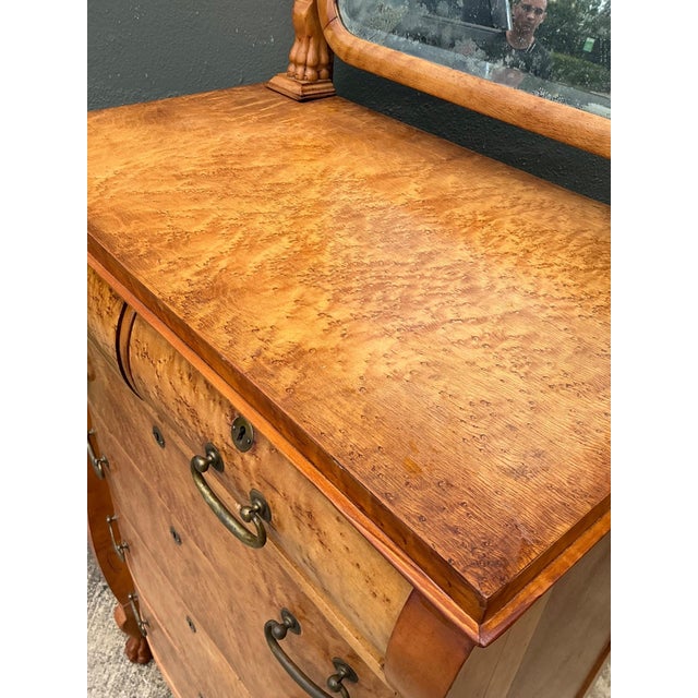 Early 20th Century Vintage Birds Eye Chest With Lions Paw Detail For Sale - Image 5 of 12