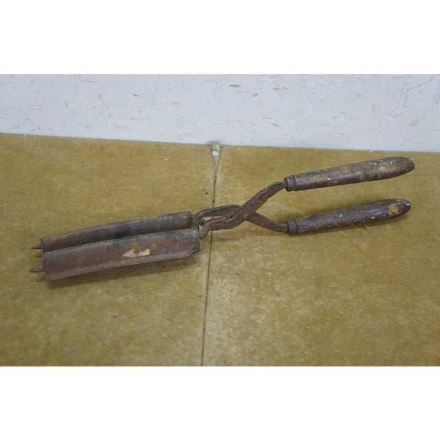Early 20th Century 5 Antique Assorted Kitchen Tools French Fry Cutter Egg Beater Cabbage Slicer For Sale - Image 5 of 17