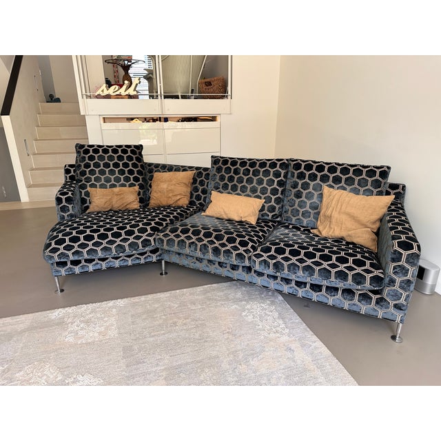 Designed by antonio citterio for b&b italia, the curved harry sofa is a refined example of contemporary italian design,...