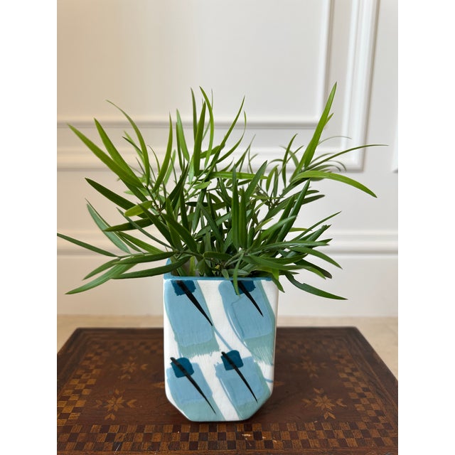 Vintage 1983 Signed Ceramic Postmodern Pop Art Vase For Sale - Image 17 of 17