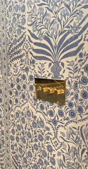 Lee Jofa Oscar De La Renta Sameera Indigo Blue Wallpaper