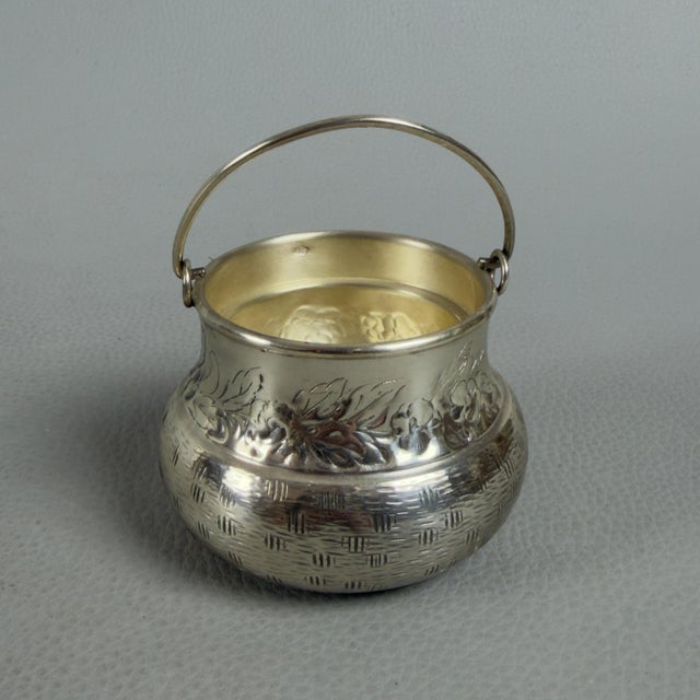 Small Bucket in 800 Silver with Vermeil Interior and Floral Theme For Sale - Image 3 of 12