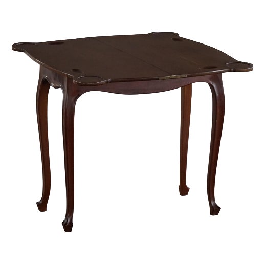 English 19th Century Game Table in Mahogany with Fold-Over Top & Cabriole Legs, 1890s For Sale