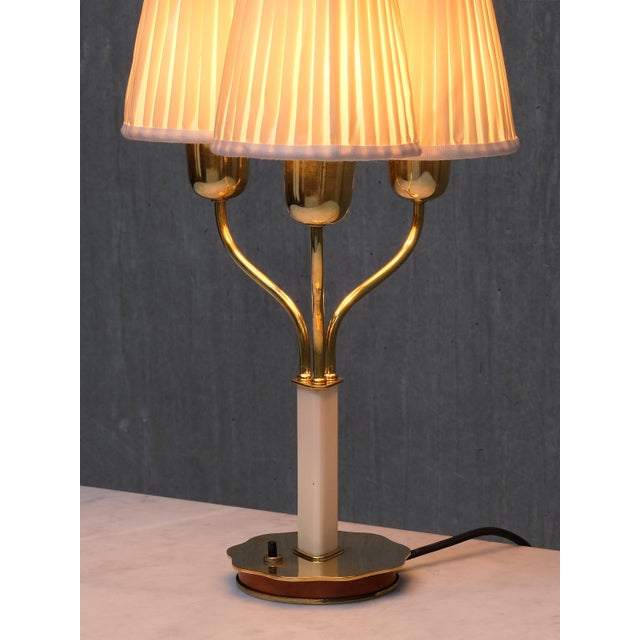 Metal Brass Model 15484 Table Lamp by Harald Notini for Böhlmarks, Sweden, 1940s For Sale - Image 7 of 14