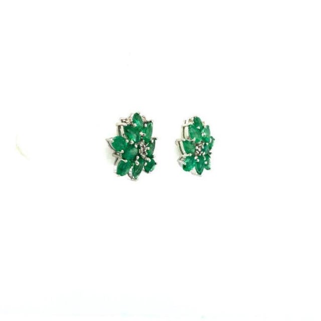 Contemporary Floral Natural Emerald and Diamond Stud Earrings for Her in 925 Silver, A Pair For Sale - Image 3 of 6