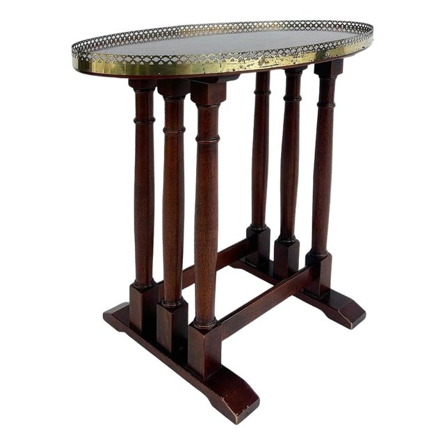 Vintage Hekman Chippendale Matched Grain Side Table, Mahogany, Brass Trim For Sale