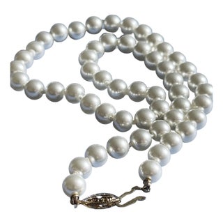 Vintage Mid Century Glass Faux Pearl Necklace With Filigree Fishhook Clasp For Sale