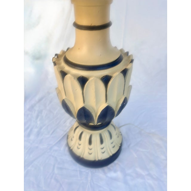 Metal Mid 20th Century Mid Century Modern Blue and White Lotus Leaf Plaster Lamp For Sale - Image 7 of 8