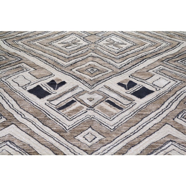 Moroccan Hand Knotted Wool Rug, 11'9'x15'2'' For Sale In New York - Image 6 of 6